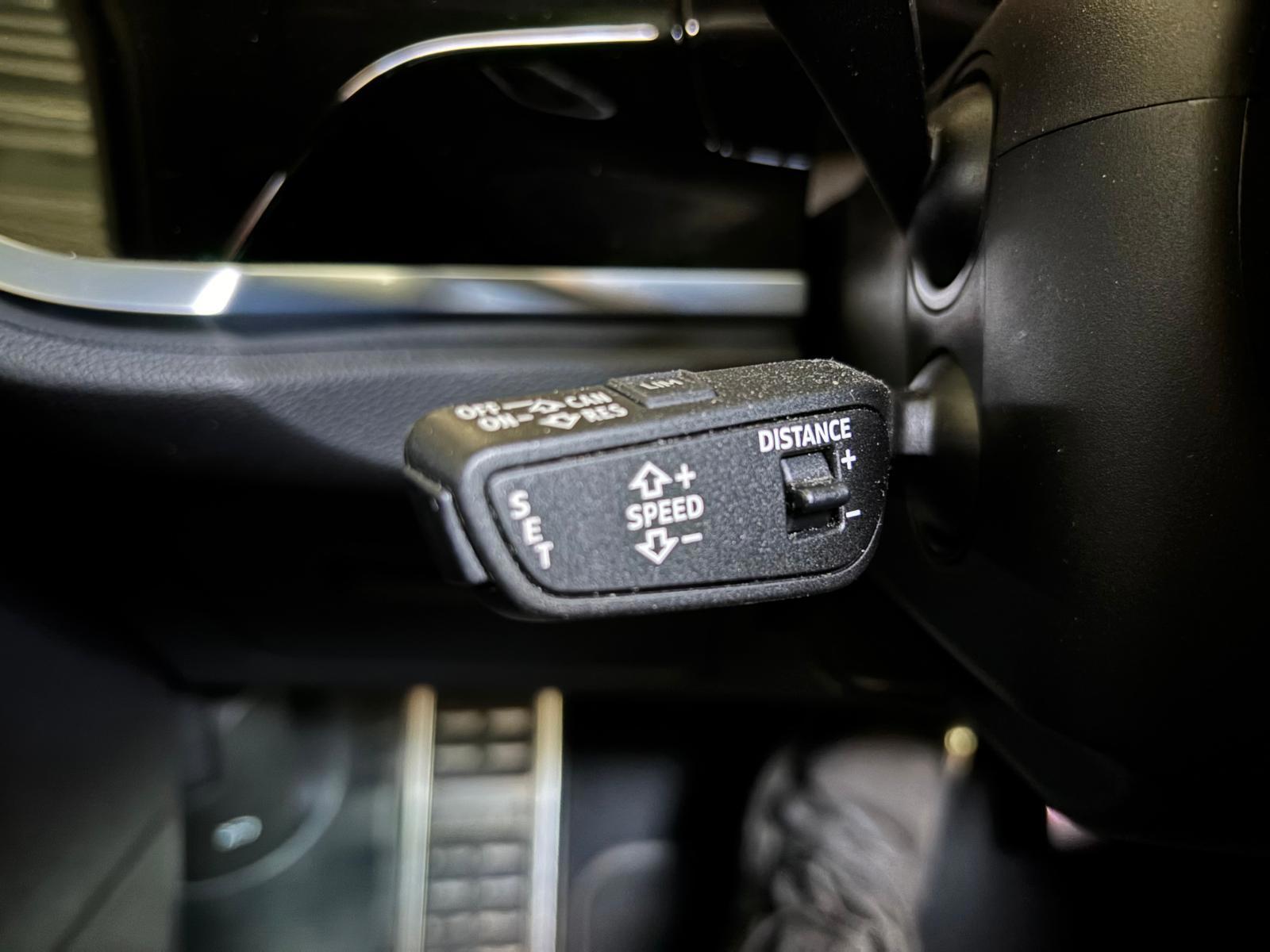 Foto van Audi RS Q3 Sportback
