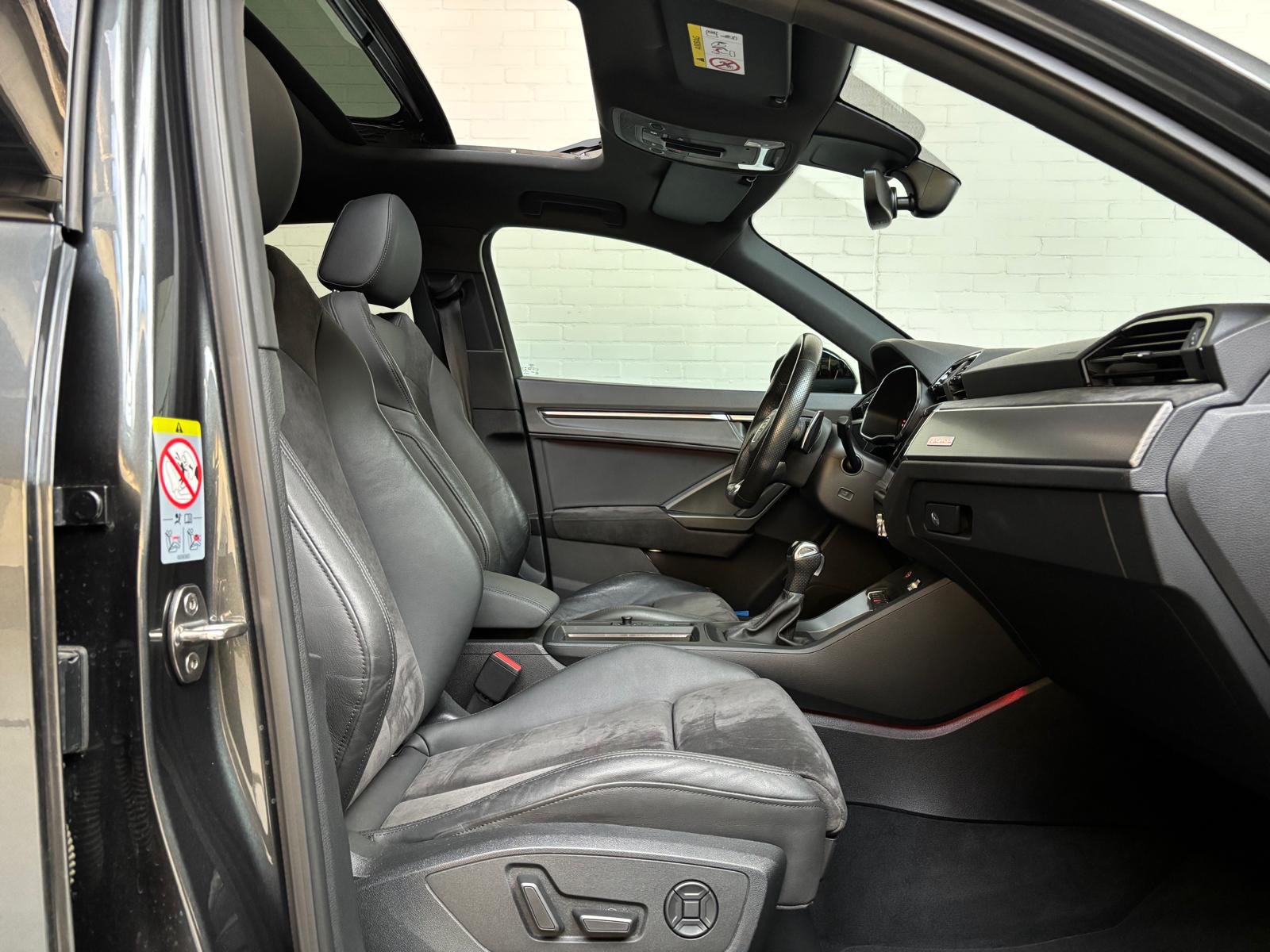Foto van Audi RS Q3 Sportback