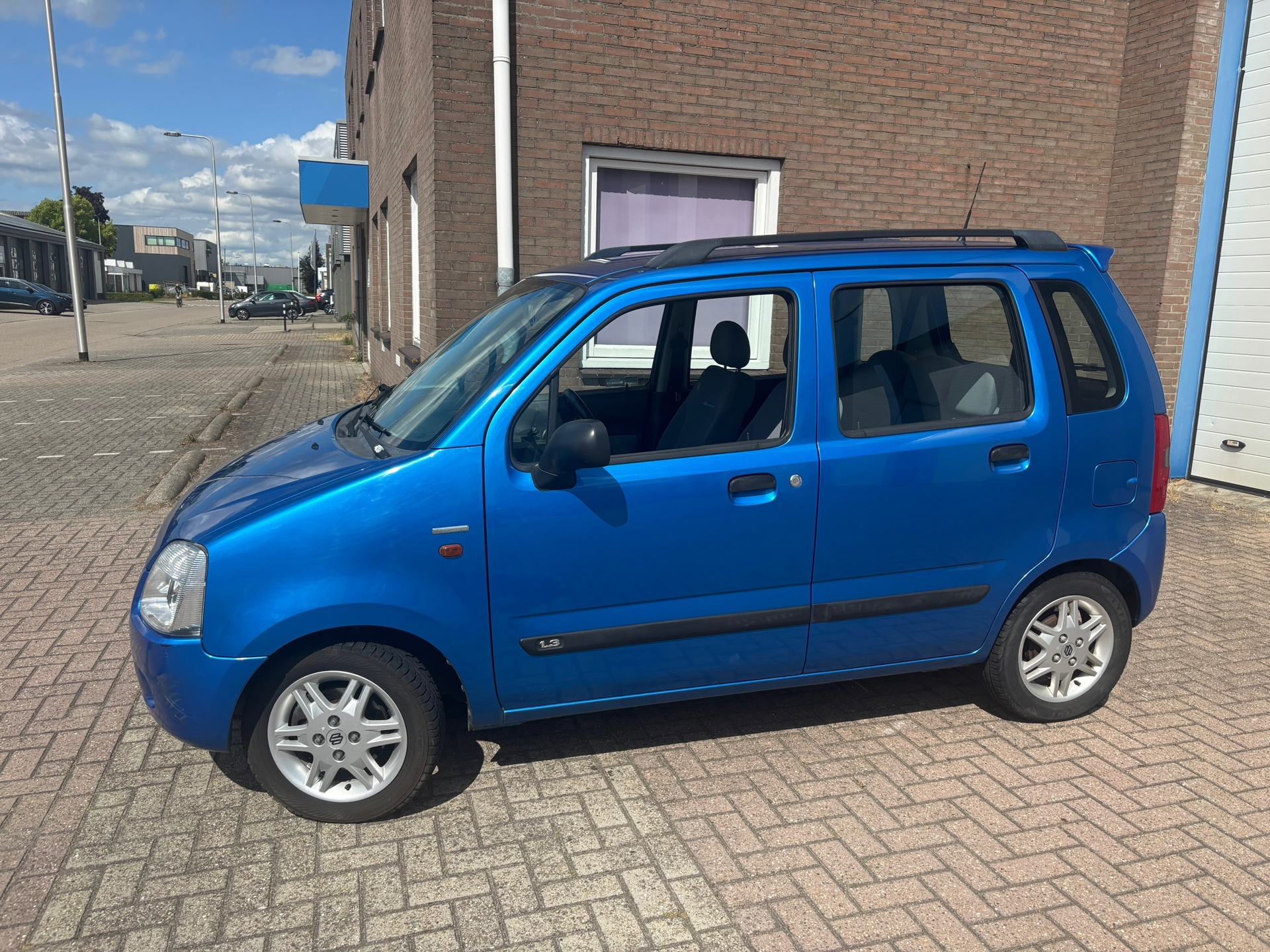 Foto van Suzuki Wagon R