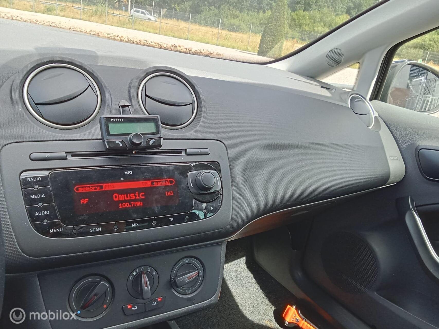 Foto van Seat Ibiza ST