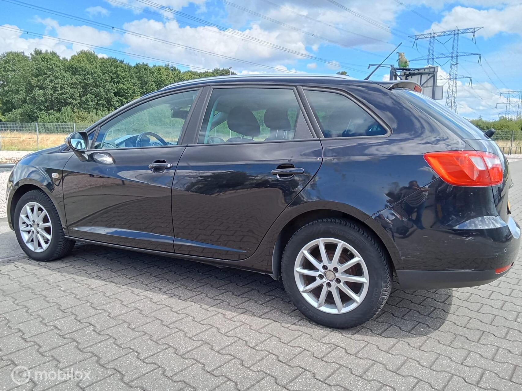 Foto van Seat Ibiza ST