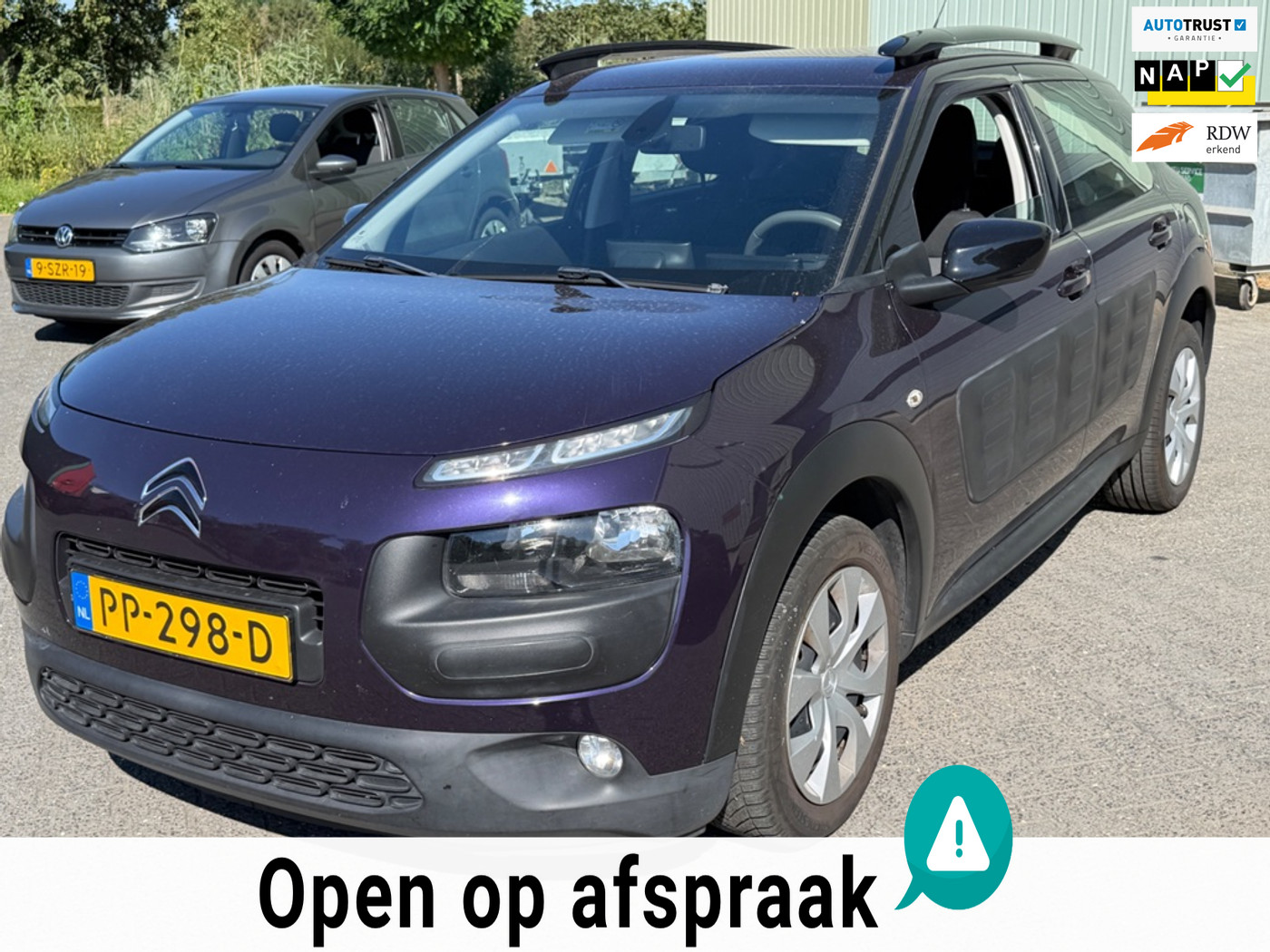 Citroen C4 Cactus 1.2 PureTech Business Nieuwe Distributieriem/Navigatie/Climate control 2017 - voorkant