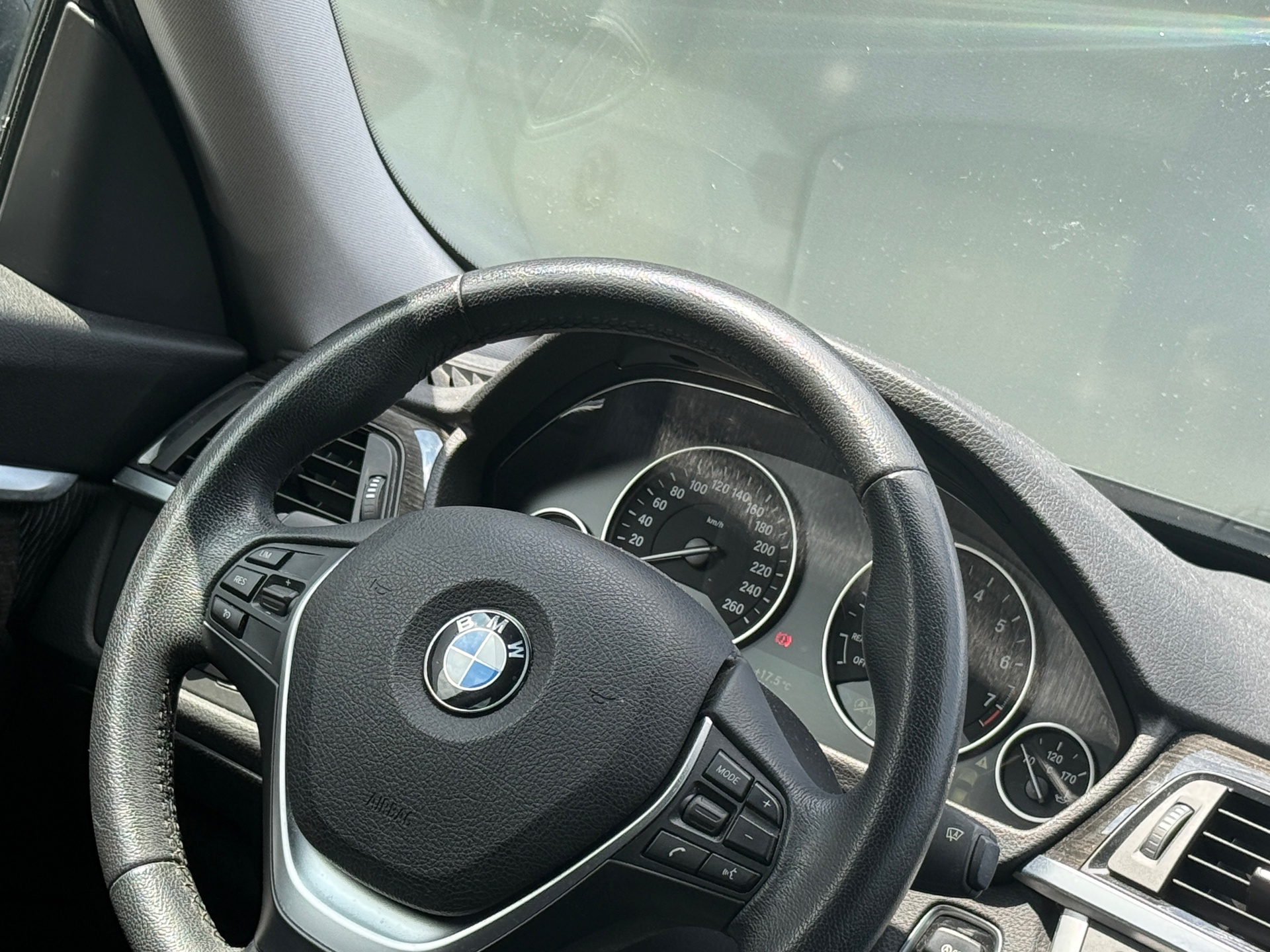 Foto van BMW 320i