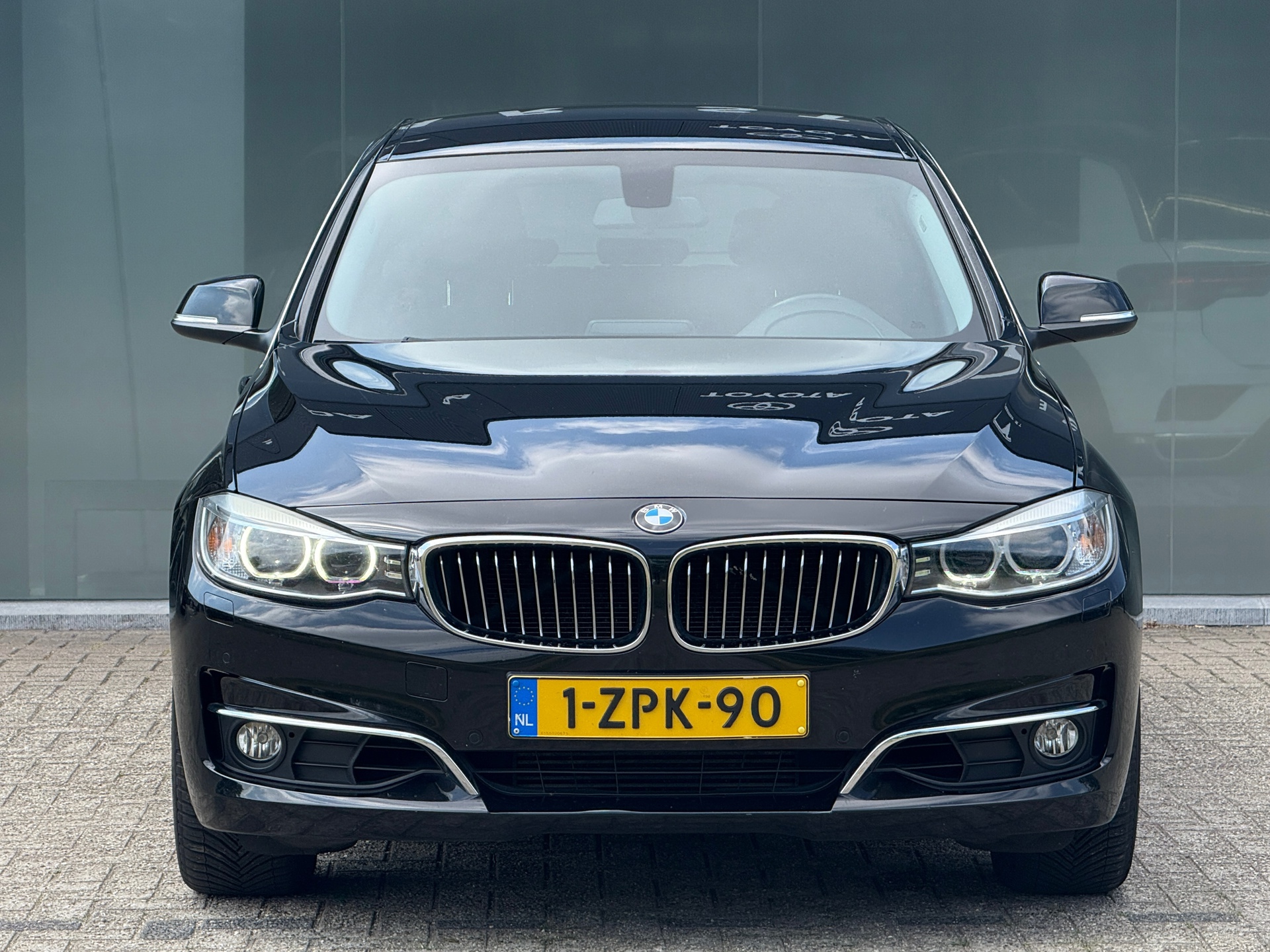 Foto van BMW 320i