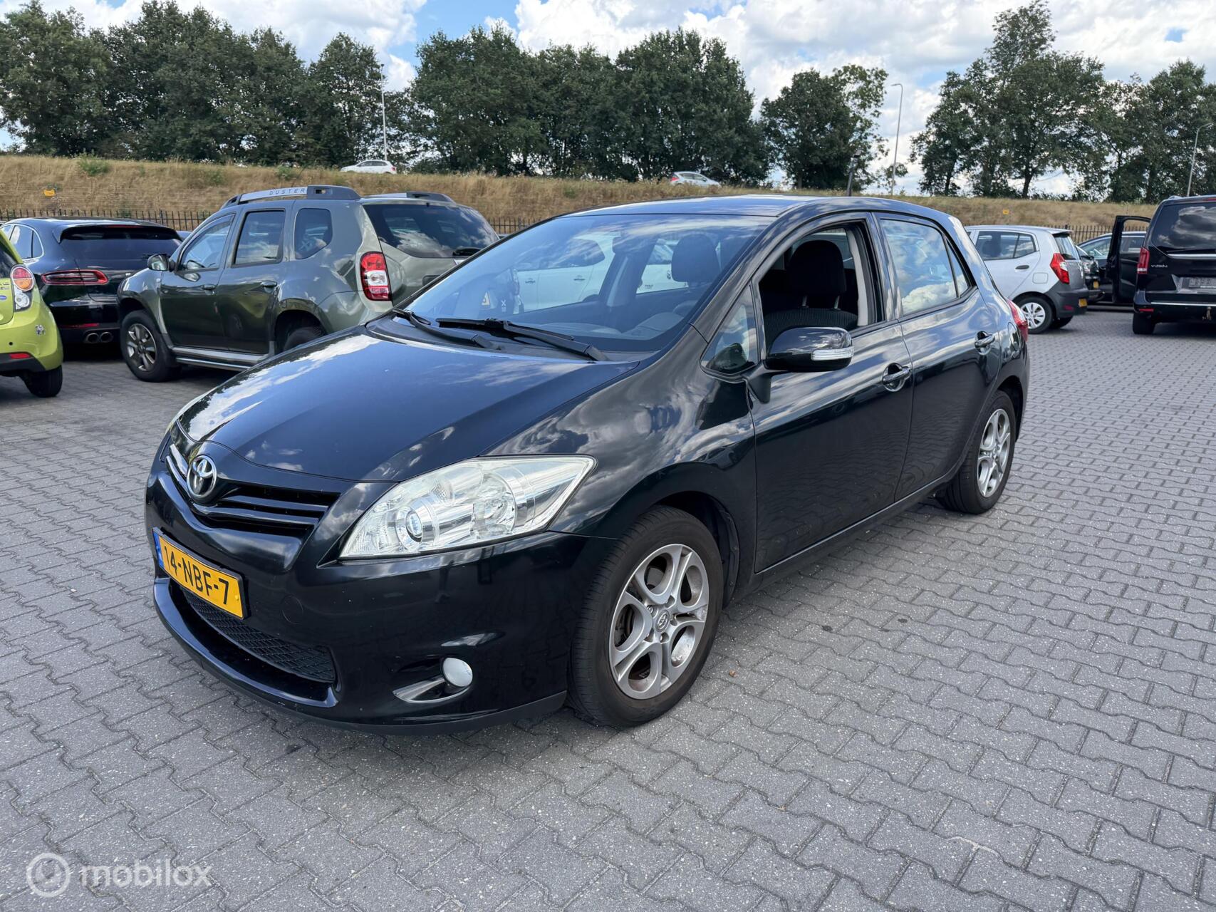 Toyota Toyota Auris 1.3 Aspiration 2010 - voorkant