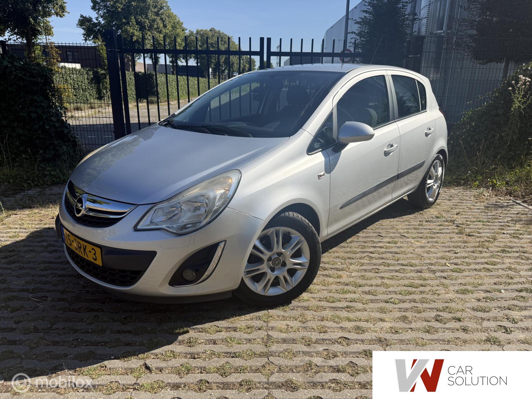 Opel Corsa 1.2-16V Connect Edition NAP AIRCO CRUISE BOEKJES 2011 - voorkant
