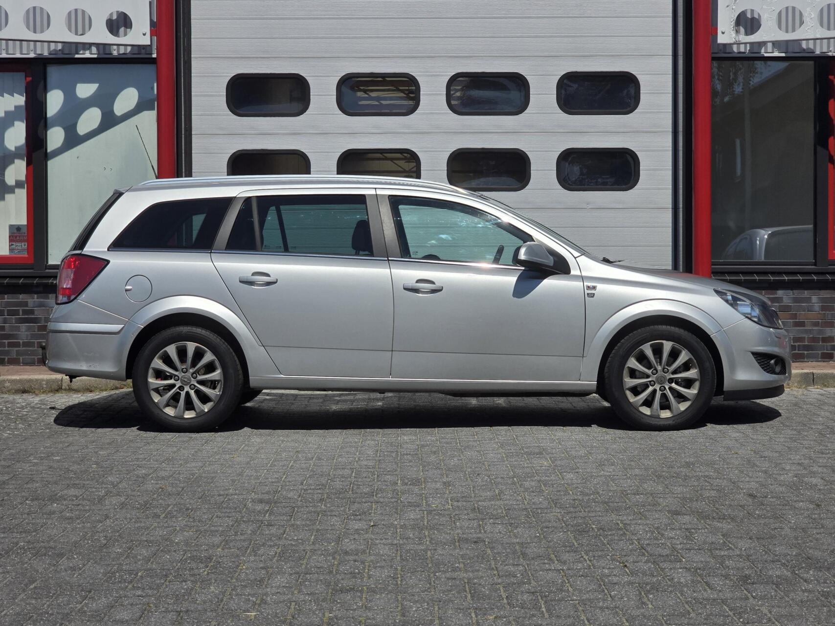 Foto van Opel Astra Station Wagon