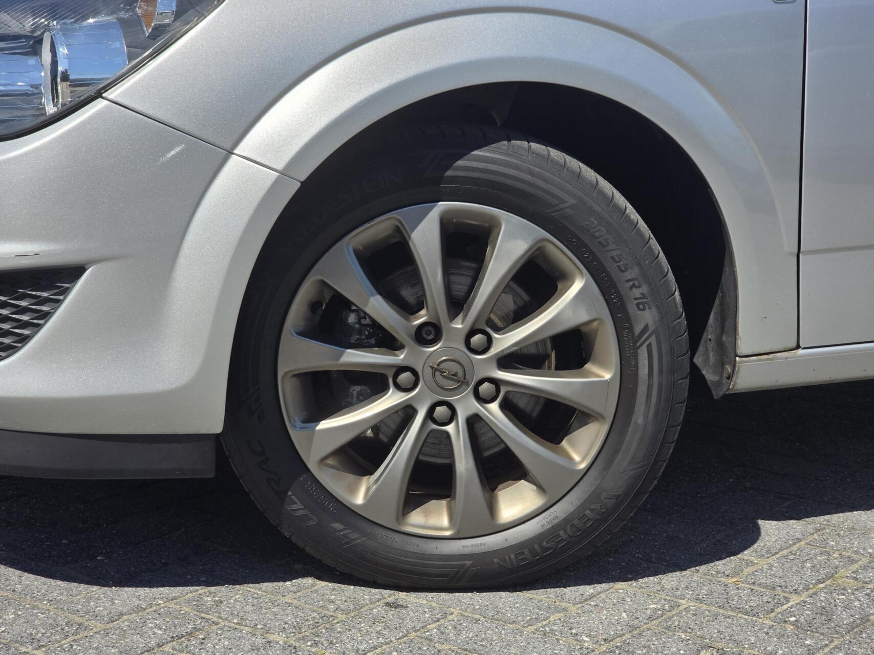 Foto van Opel Astra Station Wagon