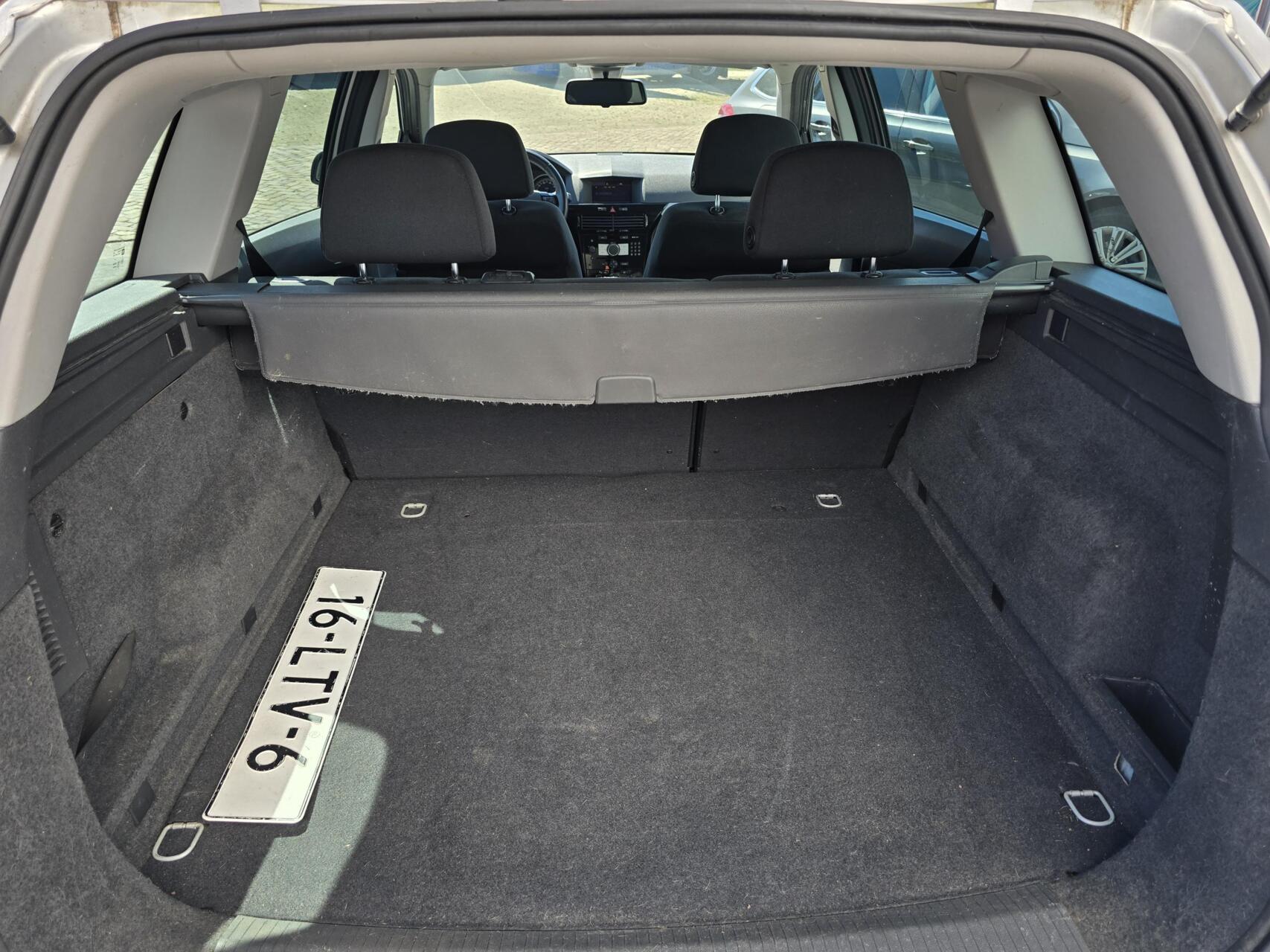 Foto van Opel Astra Station Wagon
