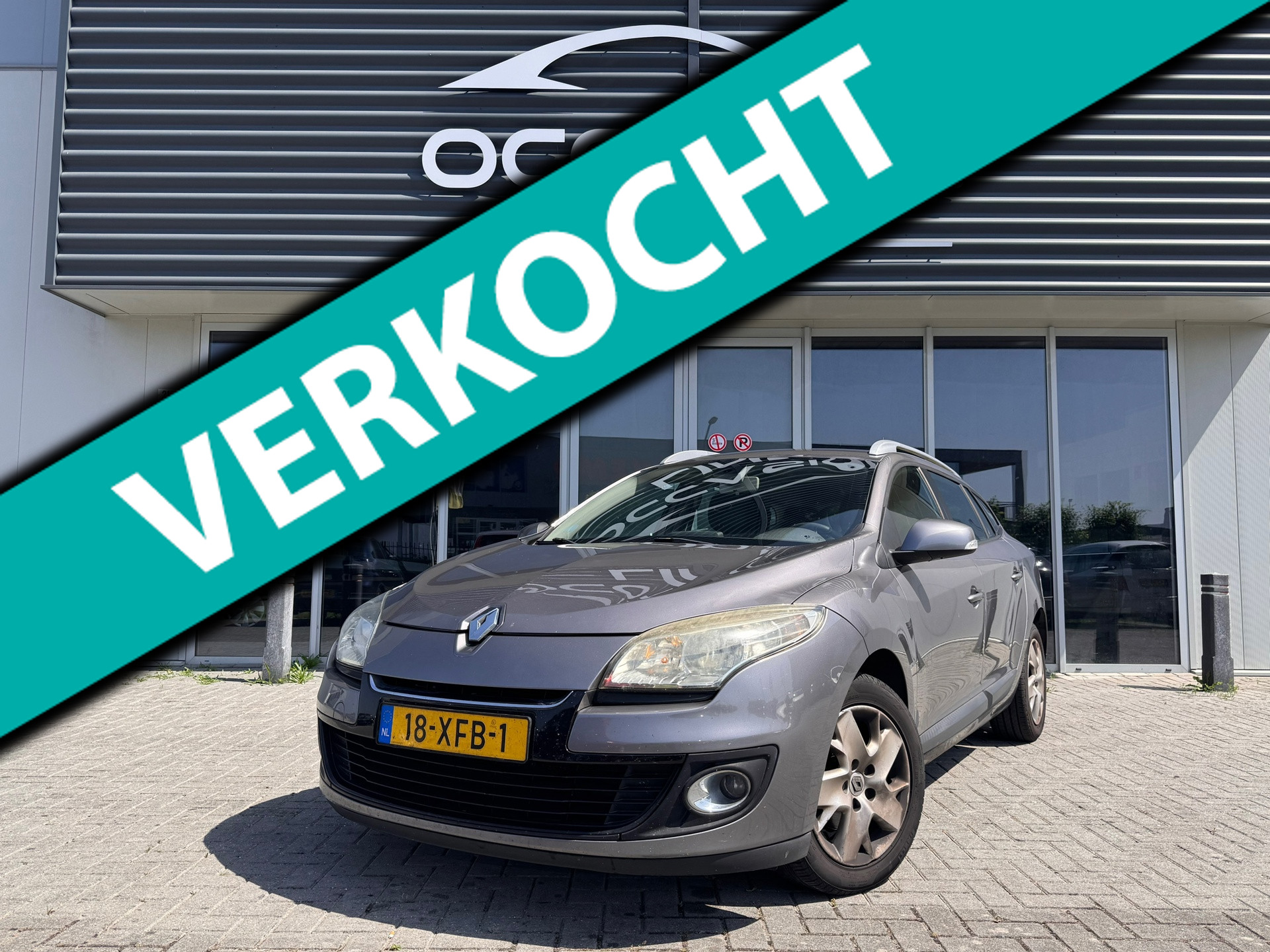 Renault Megane 1.5 dCi Expression | Trekhaak | Cruise | Navi | Airco 2012 - voorkant