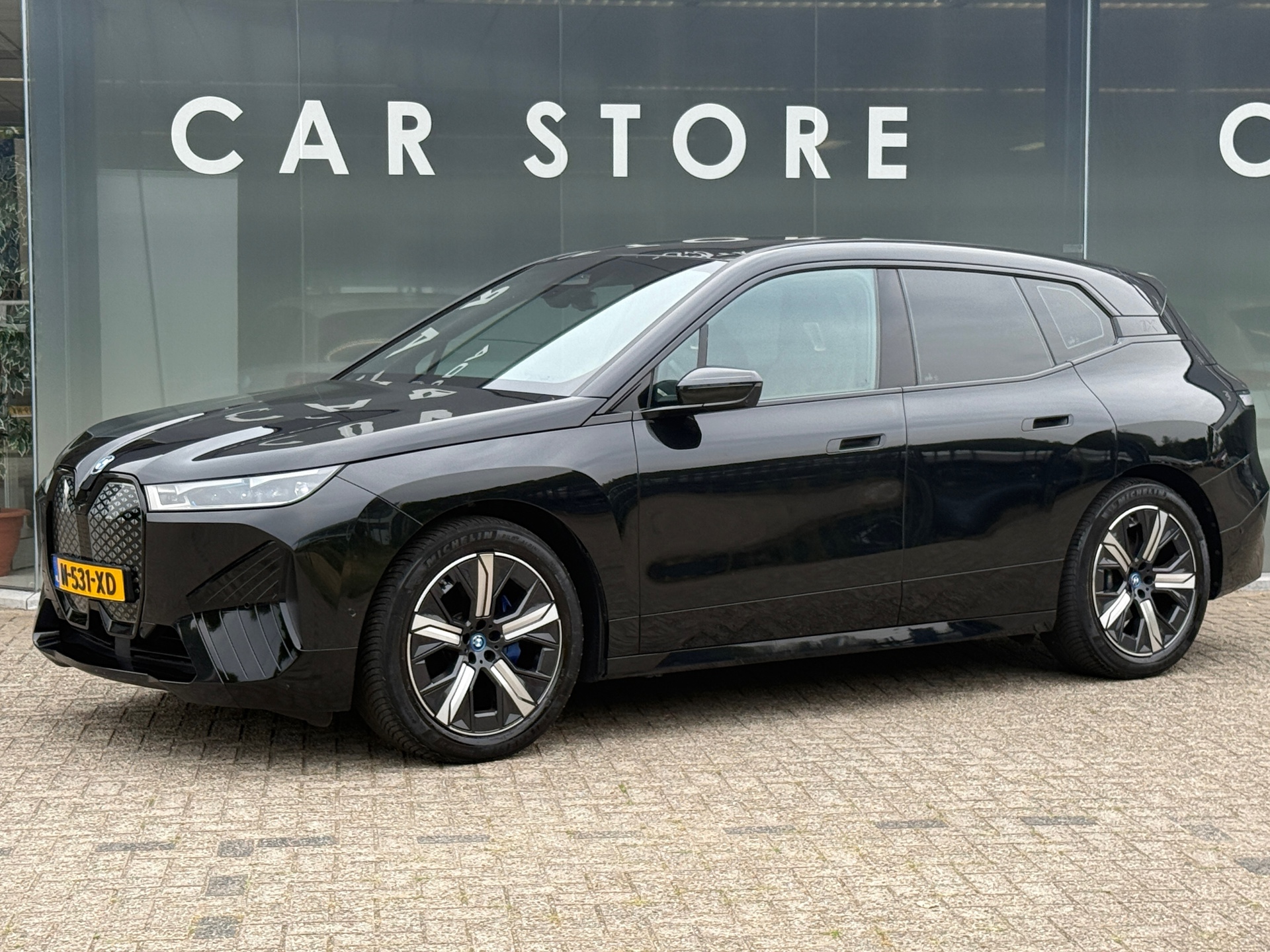 BMW Ix xDrive40 High Executive 77 kWh 2022 - voorkant