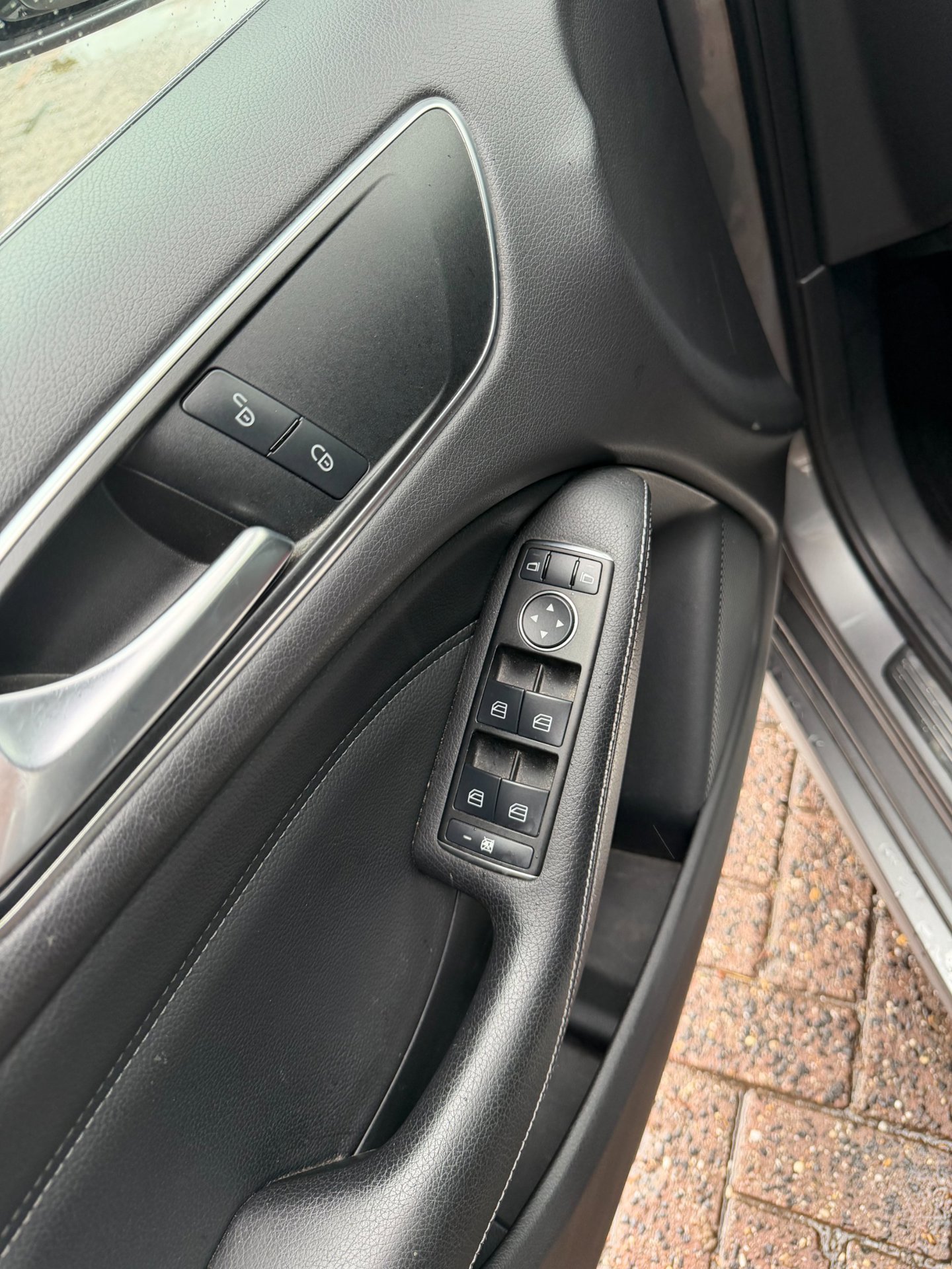 Foto van Mercedes-Benz B 180