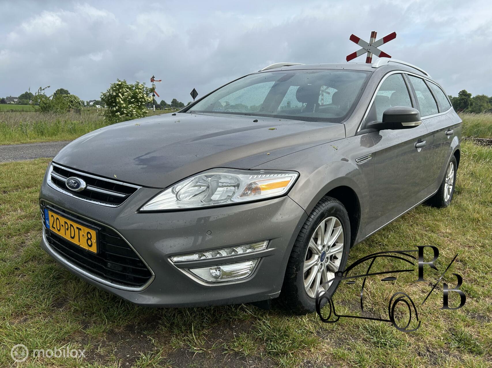 Ford Mondeo 1.6 EcoBoost Titanium MOTOR PROB EXPORT EX BPM 2011 - voorkant