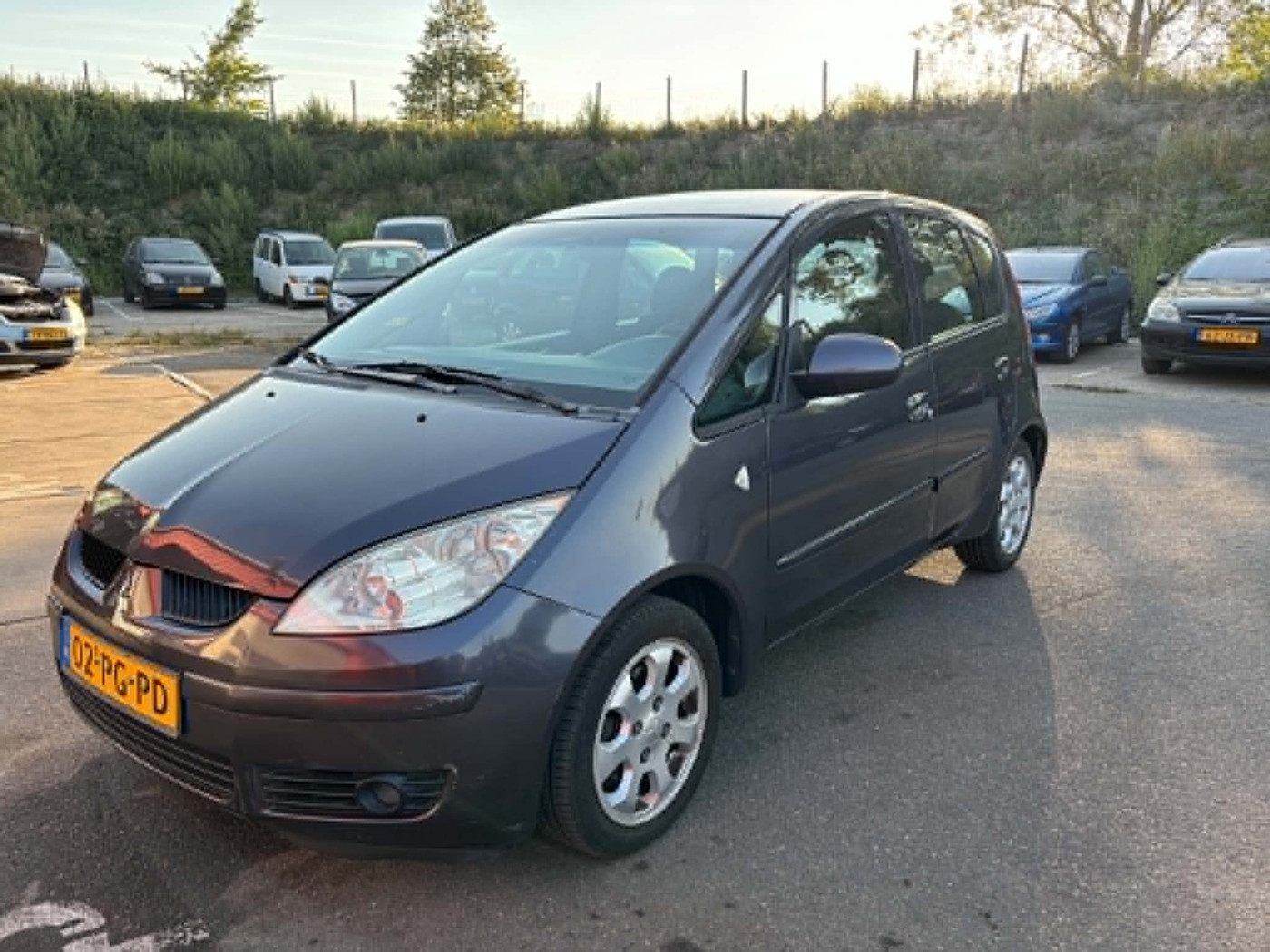 Mitsubishi Mitsubishi Colt 1.3 Inf Cool Pack Pl 2004 - voorkant