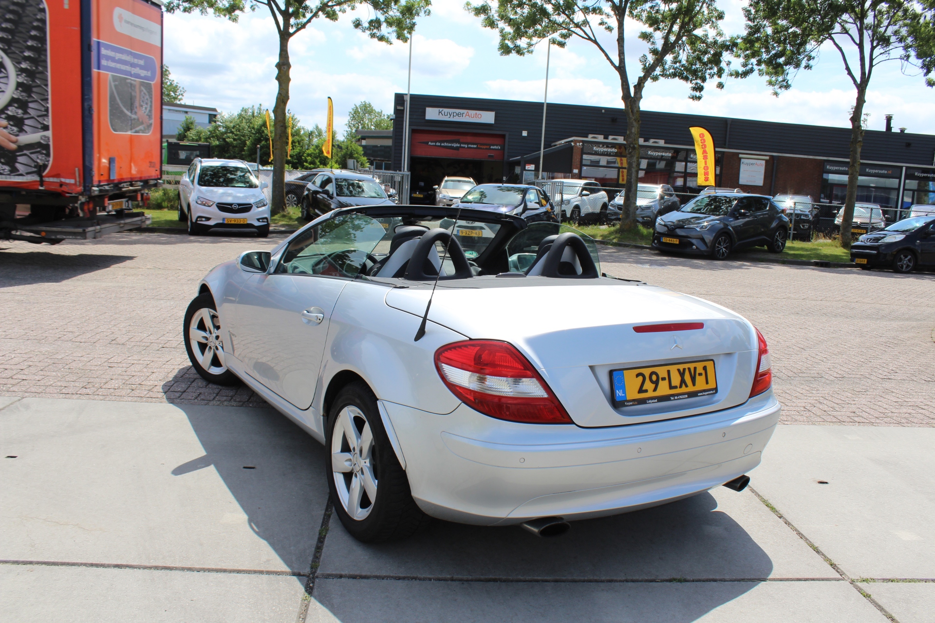 Foto van Mercedes-Benz SLK 200 Kompressor