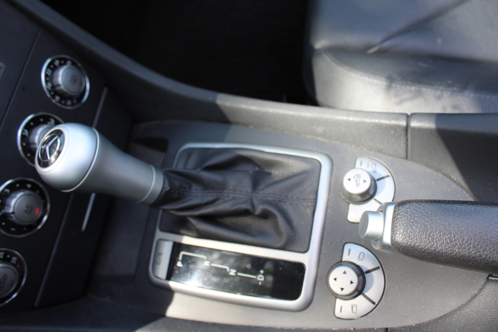 Foto van Mercedes-Benz SLK 200 Kompressor