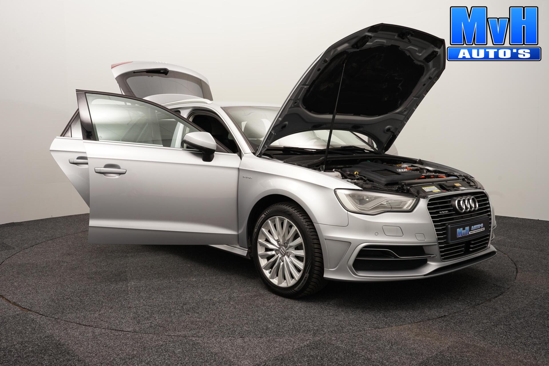 Foto van Audi A3 Sportback E-tron