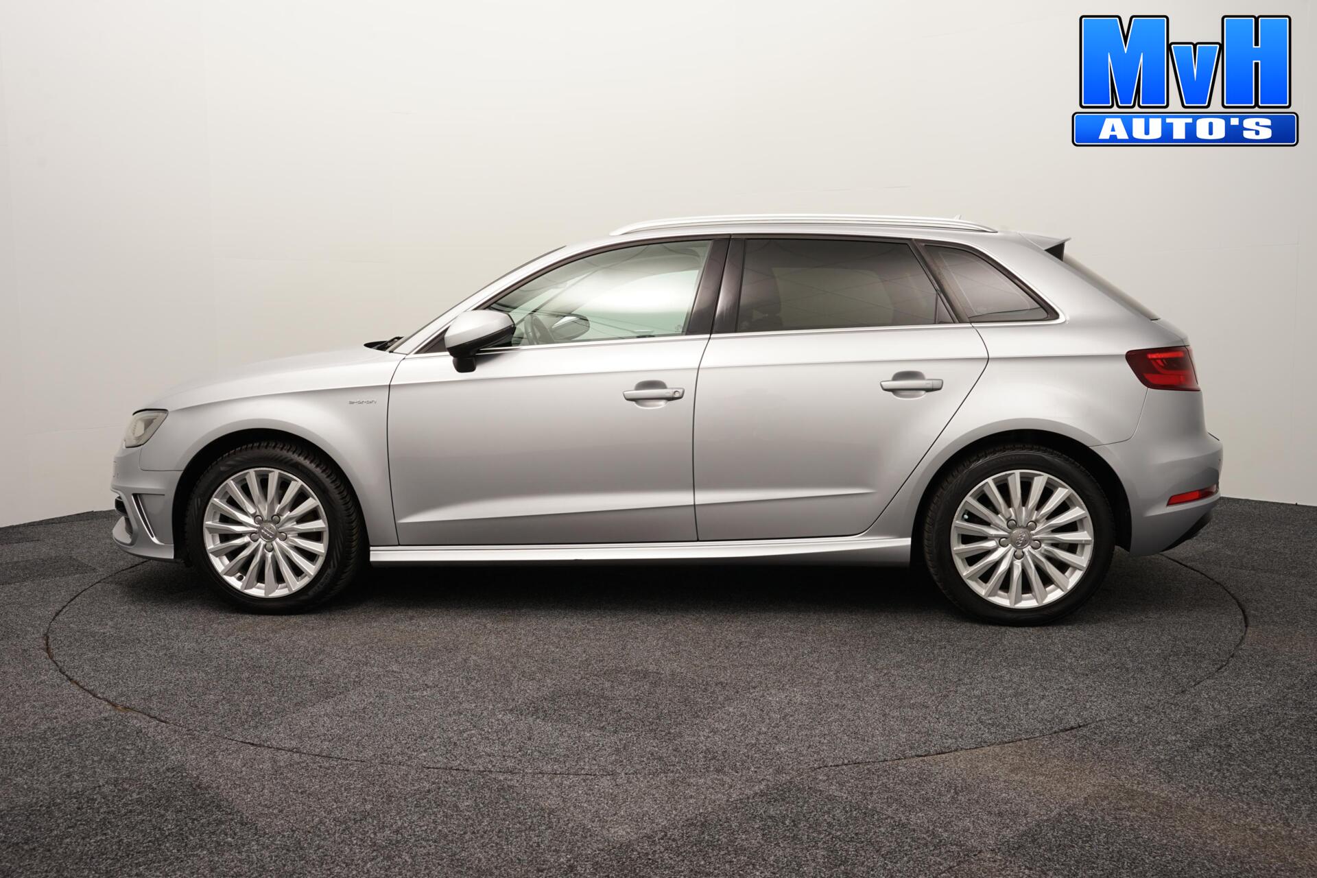 Foto van Audi A3 Sportback E-tron