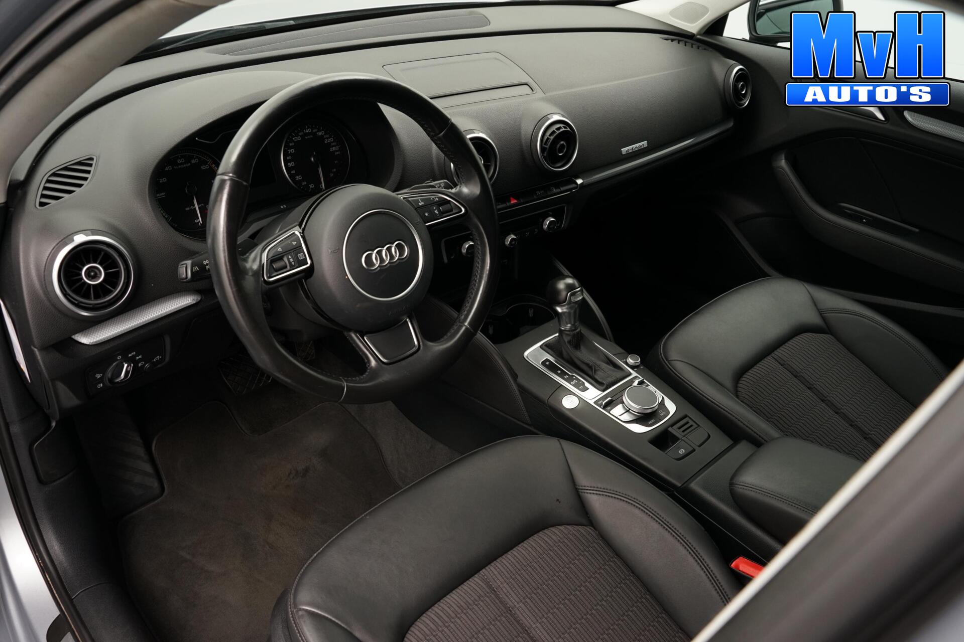 Foto van Audi A3 Sportback E-tron