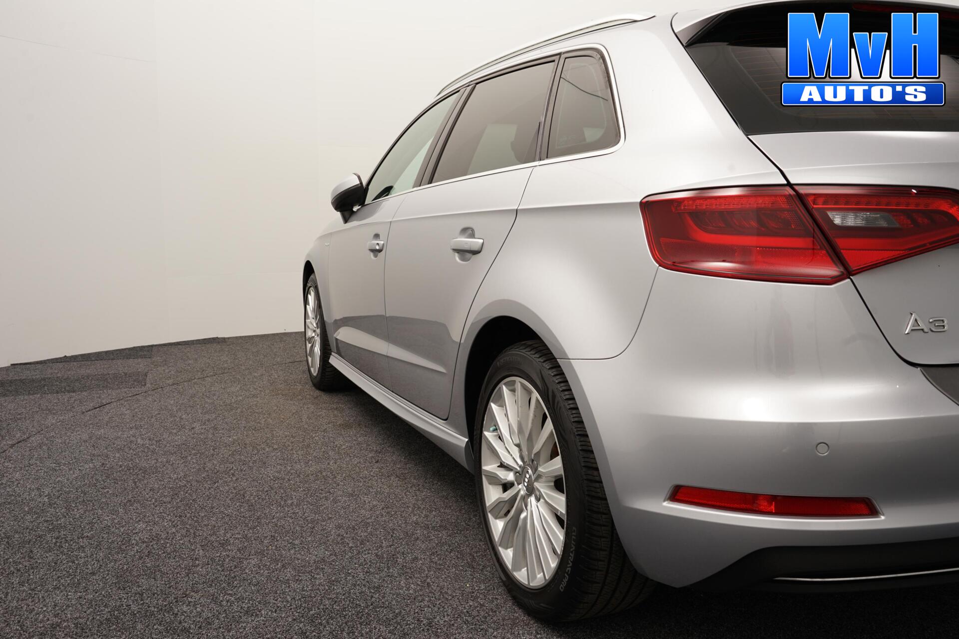 Foto van Audi A3 Sportback E-tron