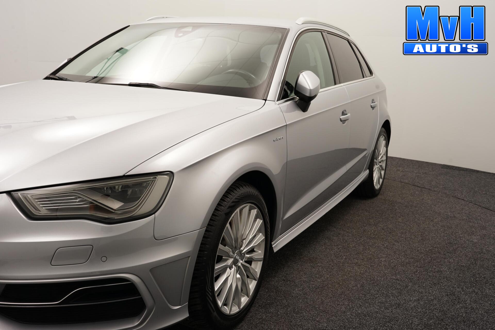 Foto van Audi A3 Sportback E-tron