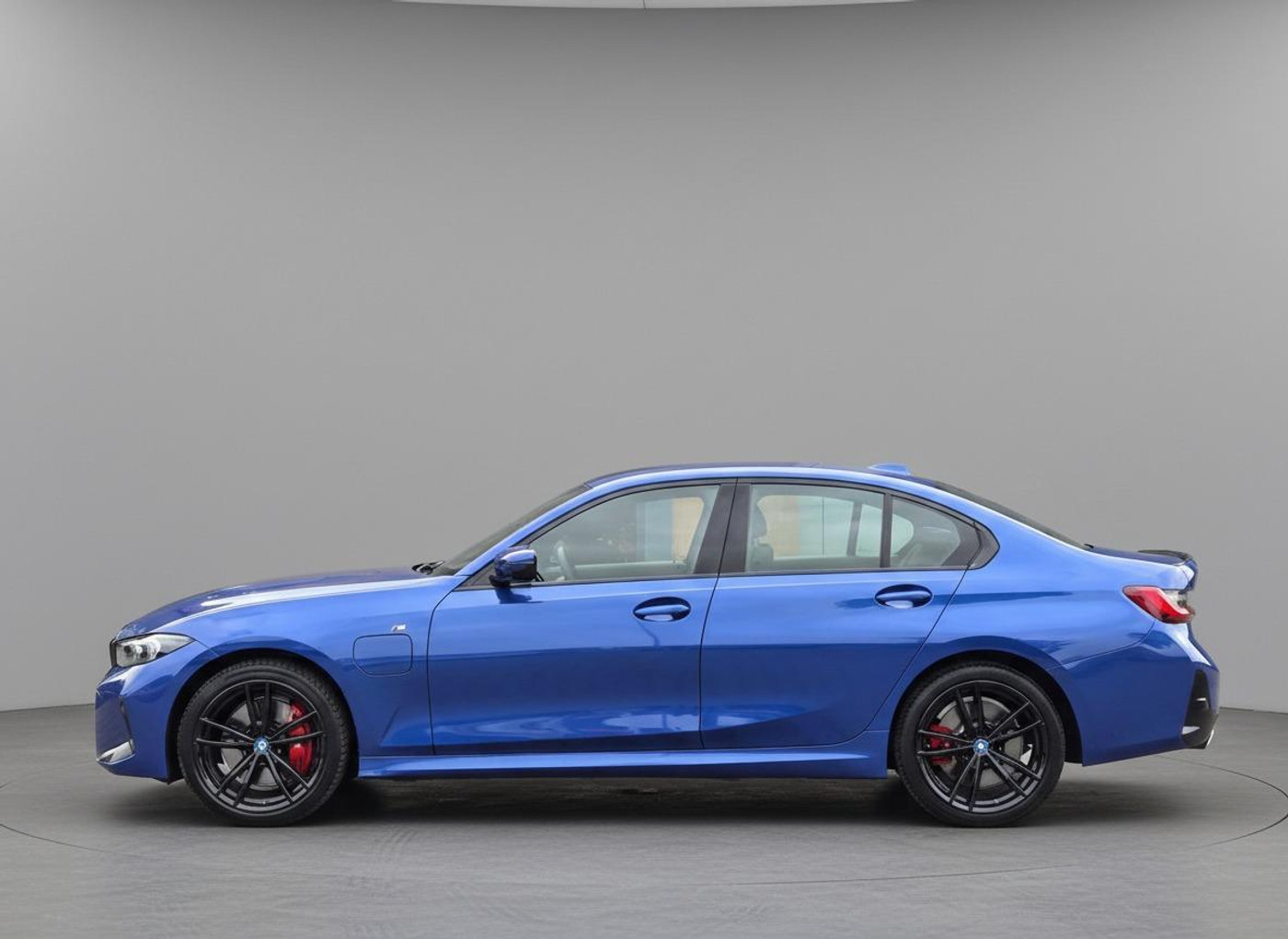 Foto van BMW 330e