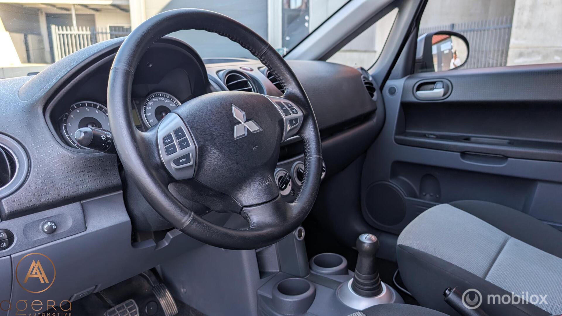 Foto van Mitsubishi Mitsubishi Colt