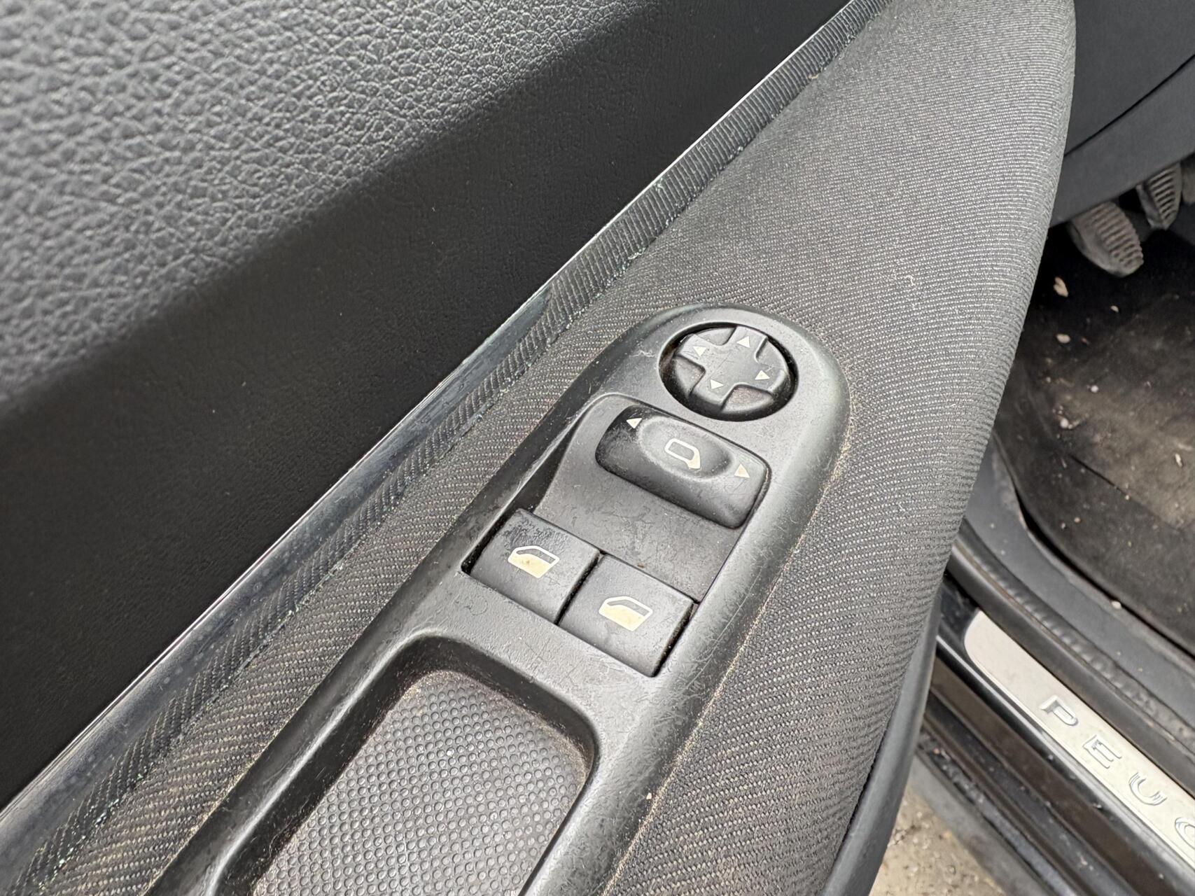 Foto van Peugeot 0u****