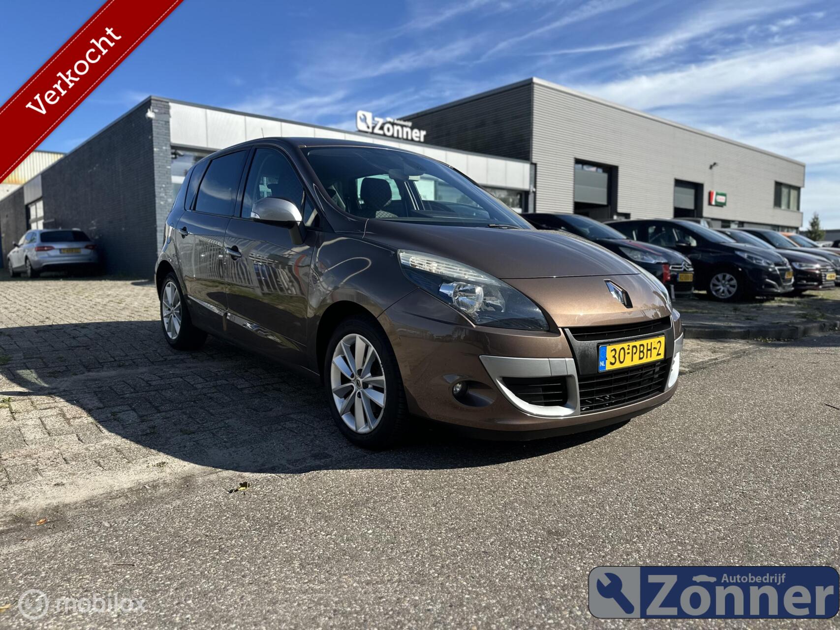 Renault Scenic 1.6 Dynamique E85 2011 - voorkant