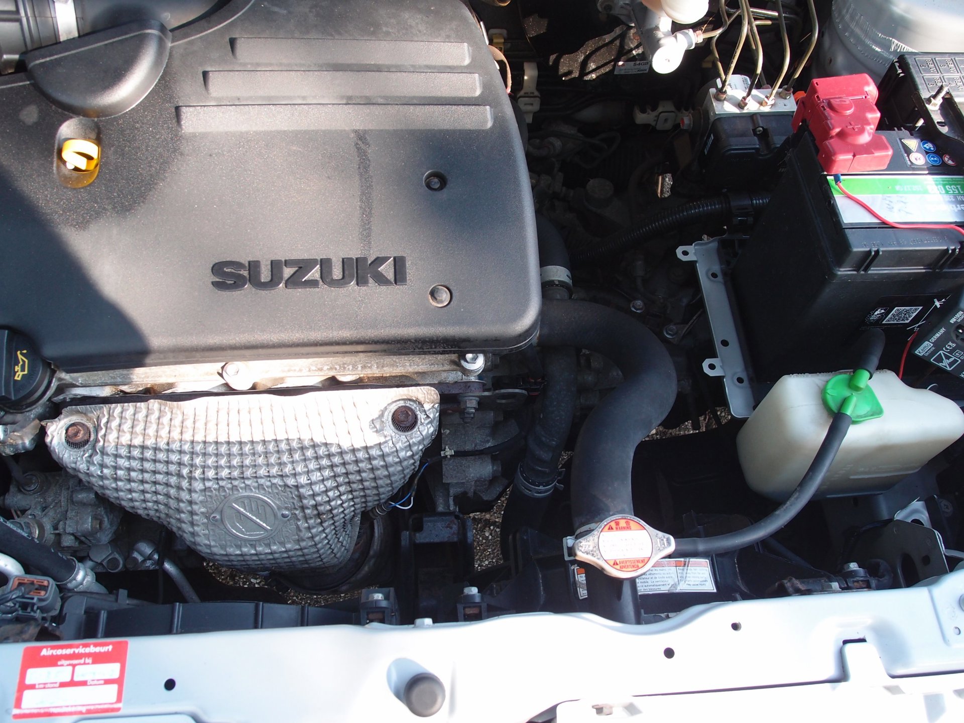 Foto van Suzuki Liana