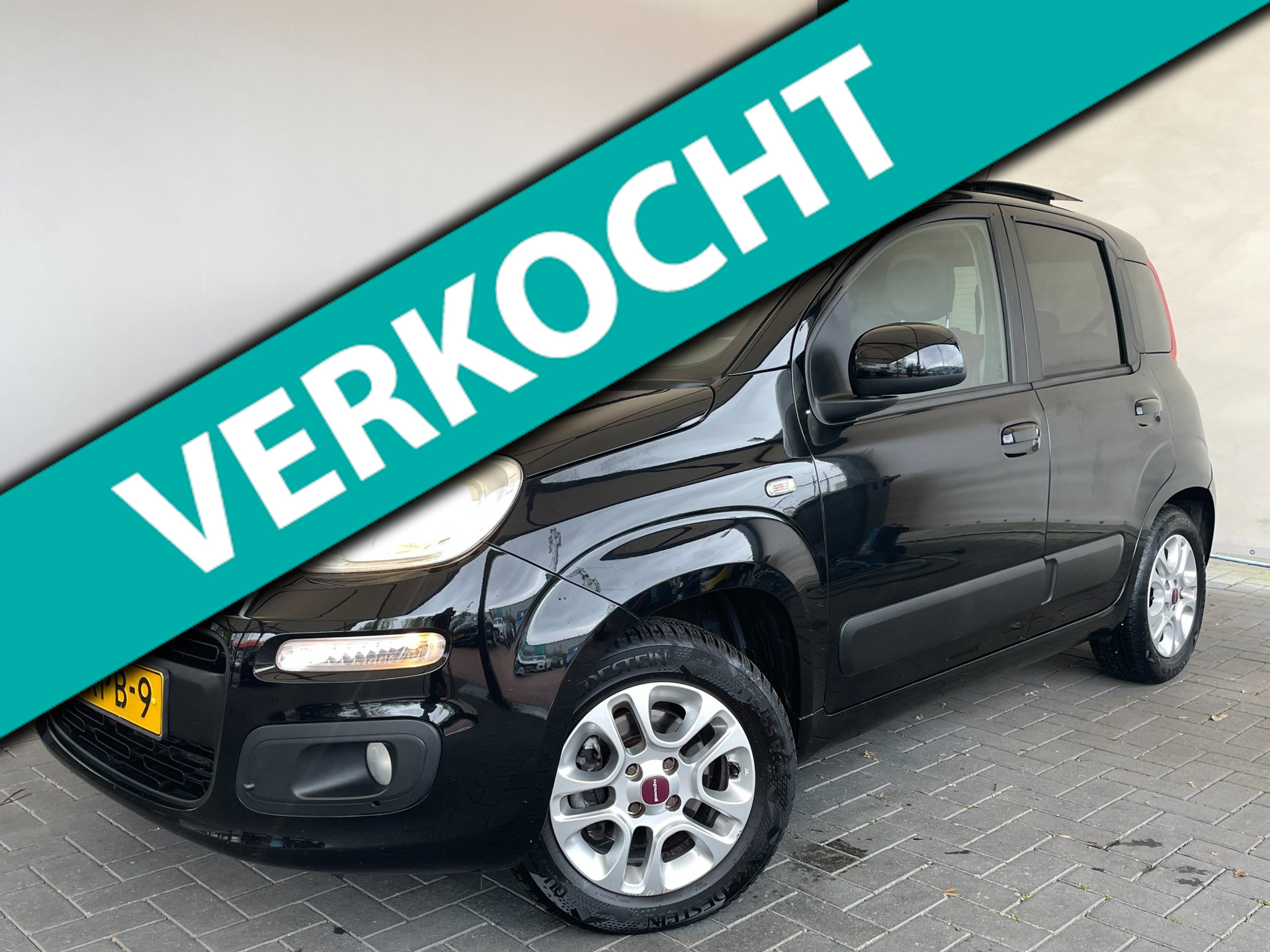 Fiat Panda 0.9 TwinAir Lounge|Panoramadak|Automaat|Trekhaak|Voorruitverwarming|Climate Control 2012 - voorkant