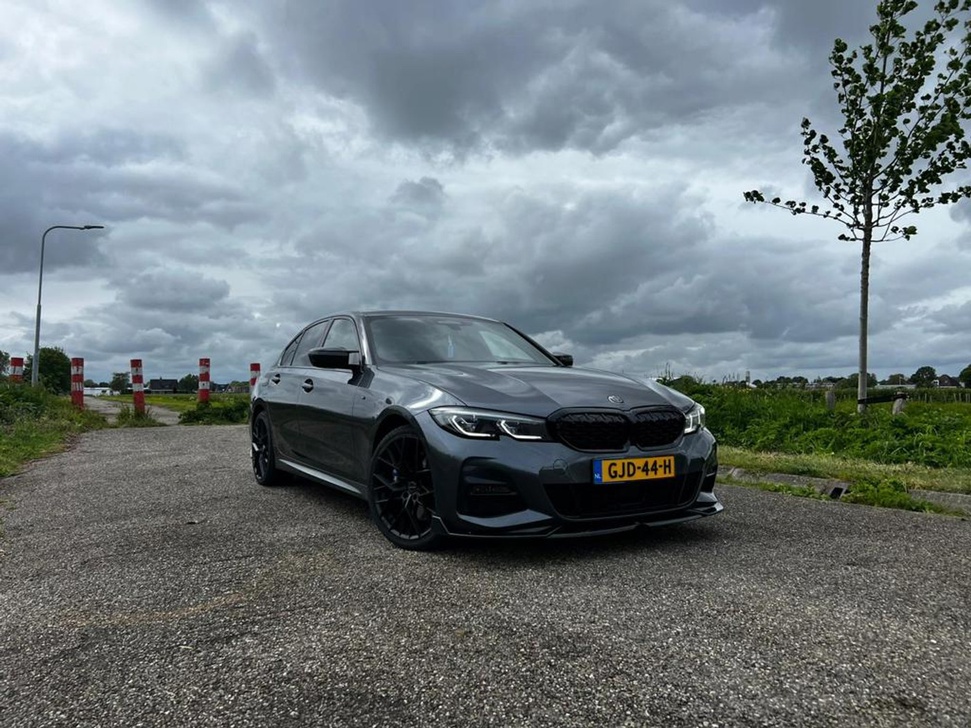 Foto van BMW 330e