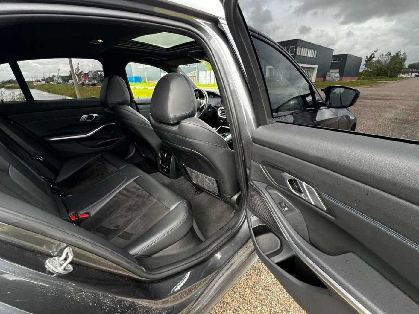 Foto van BMW 330e