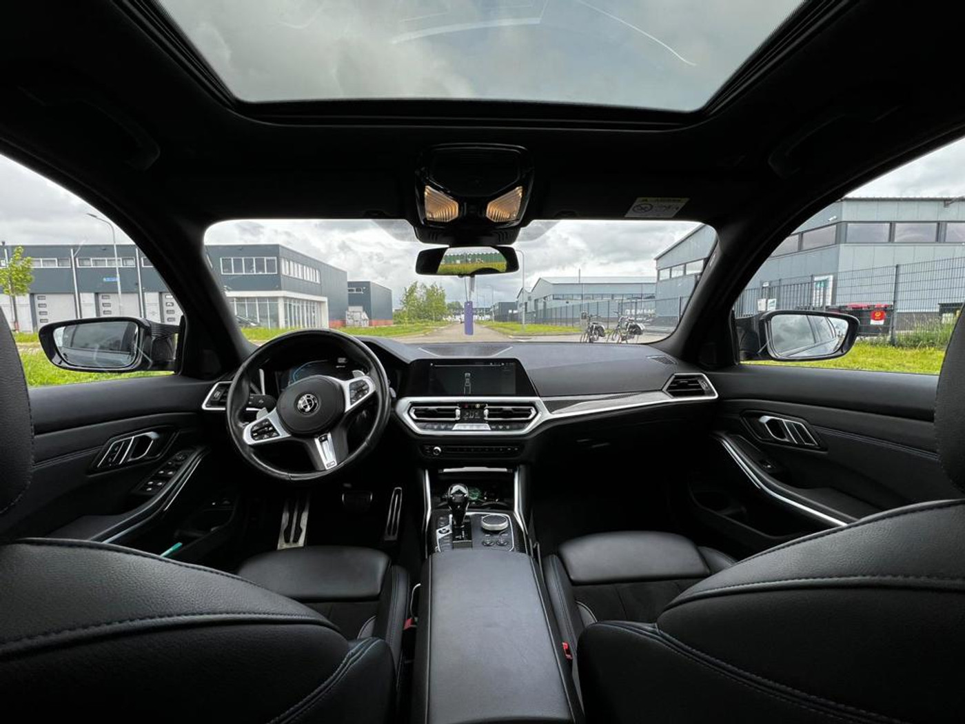 Foto van BMW 330e