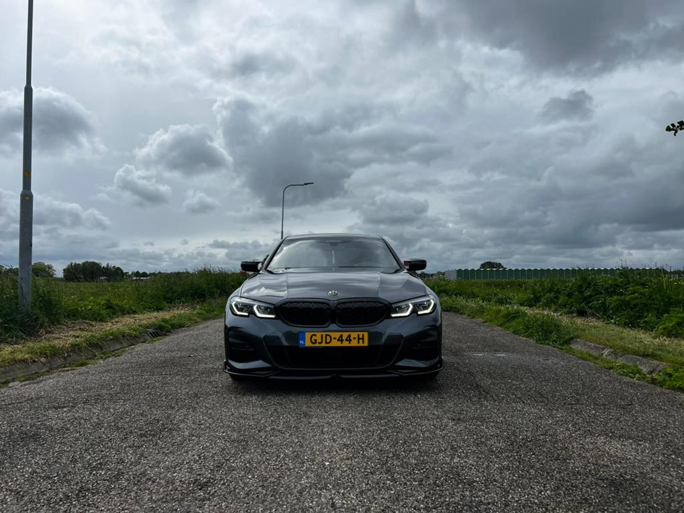 Foto van BMW 330e