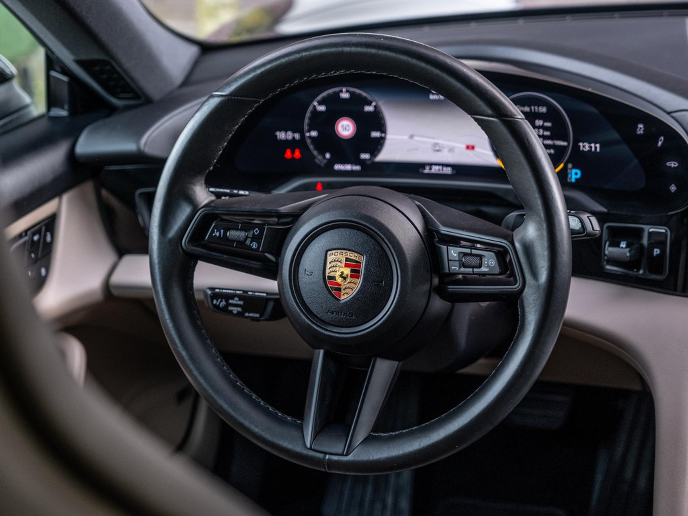 Foto van Porsche Taycan