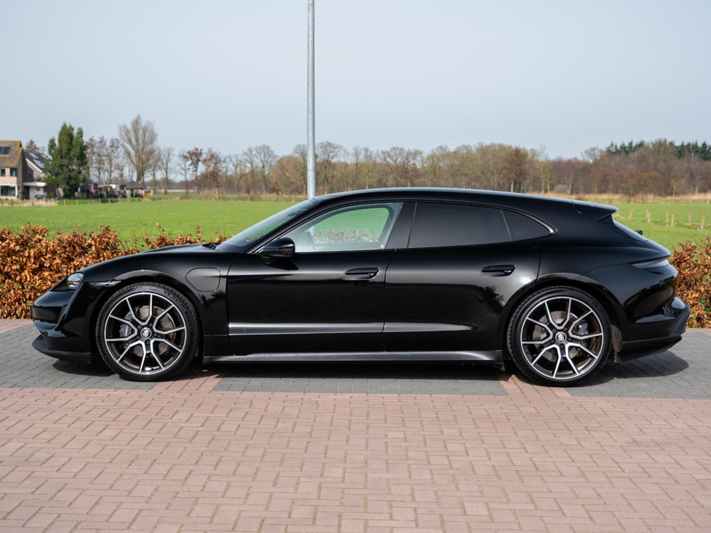 Foto van Porsche Taycan