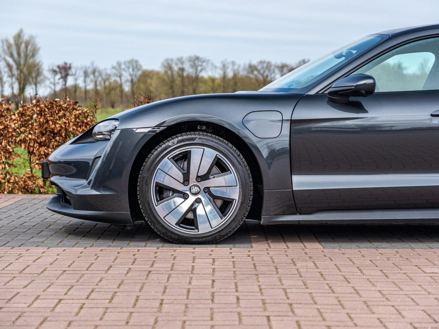 Foto van Porsche Taycan Sport Turismo