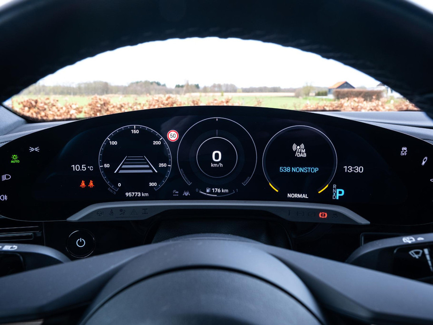 Foto van Porsche Taycan Sport Turismo