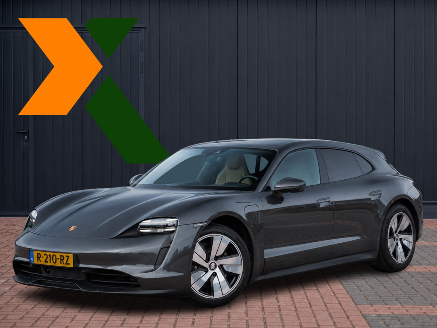 Porsche Taycan Sport Turismo 79 kWh 2022 - voorkant