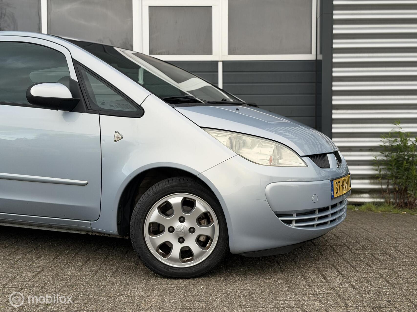 Foto van Mitsubishi Mitsubishi Colt