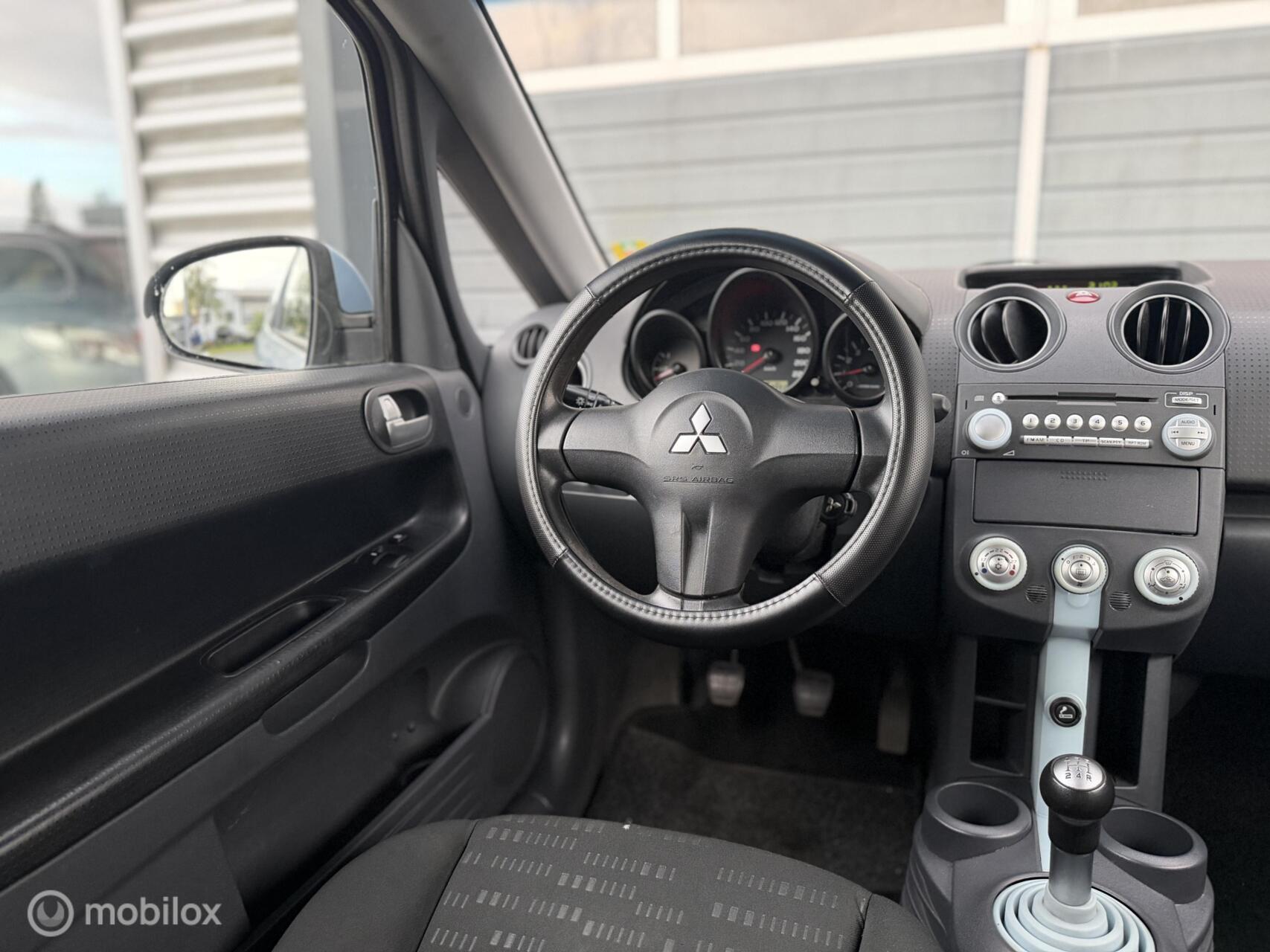 Foto van Mitsubishi Mitsubishi Colt