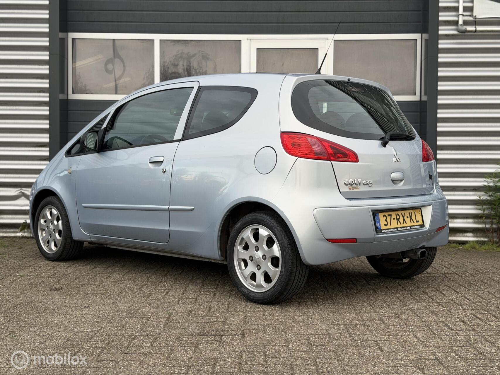 Foto van Mitsubishi Mitsubishi Colt