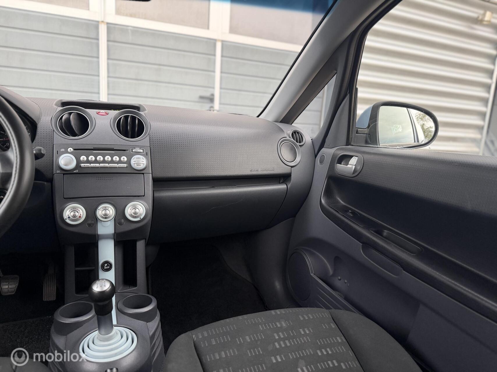Foto van Mitsubishi Mitsubishi Colt