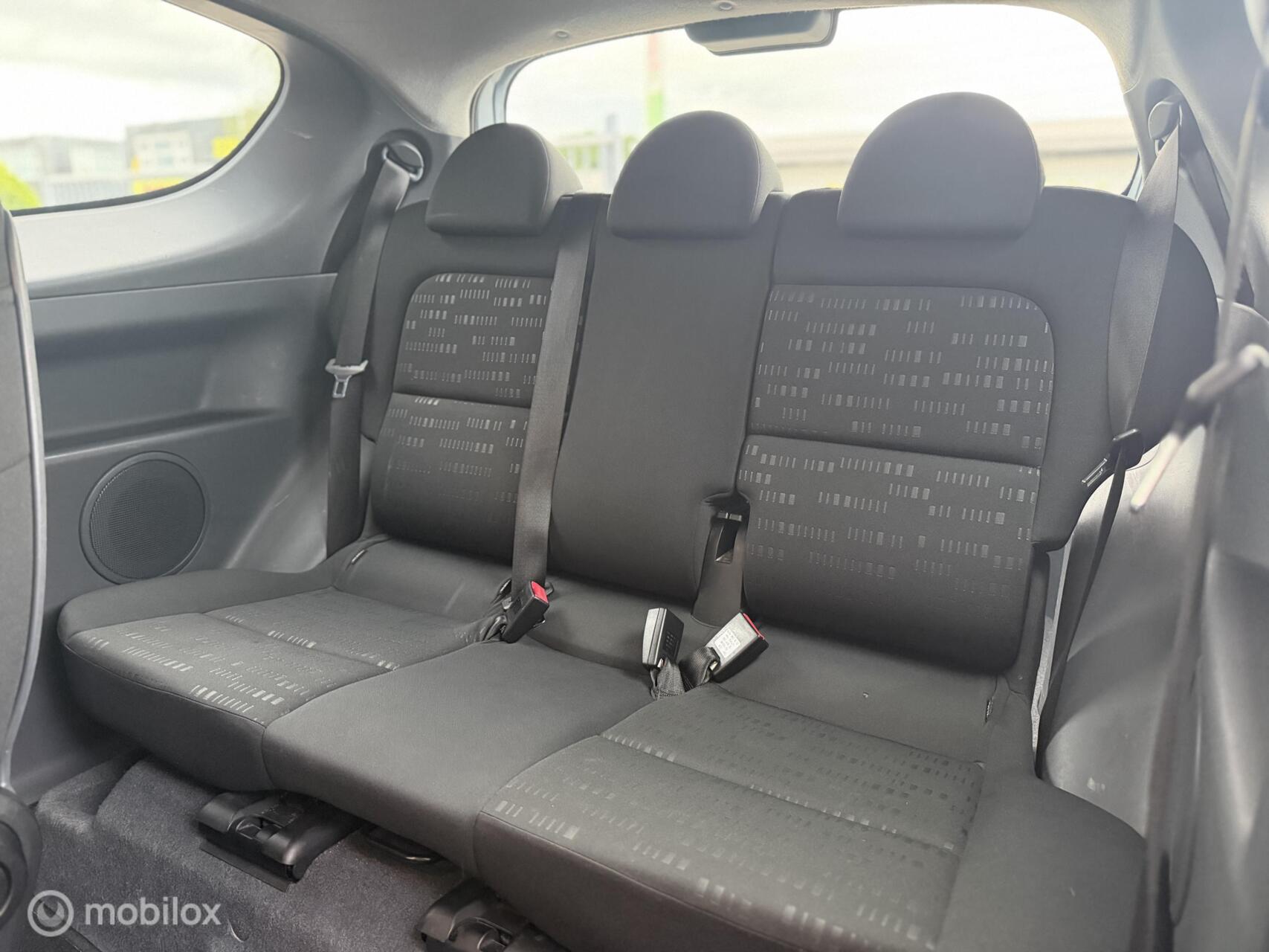 Foto van Mitsubishi Mitsubishi Colt