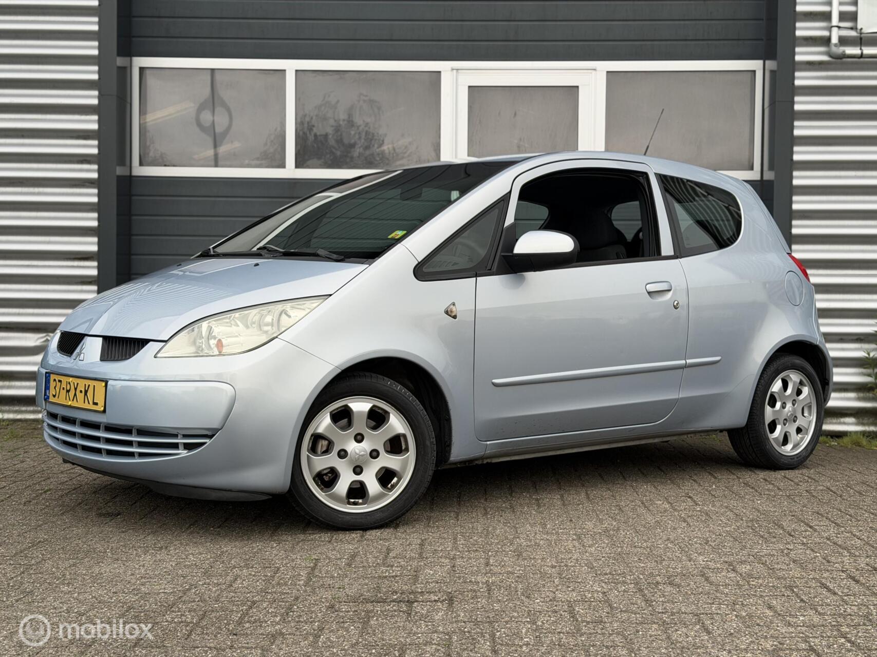 Foto van Mitsubishi Mitsubishi Colt
