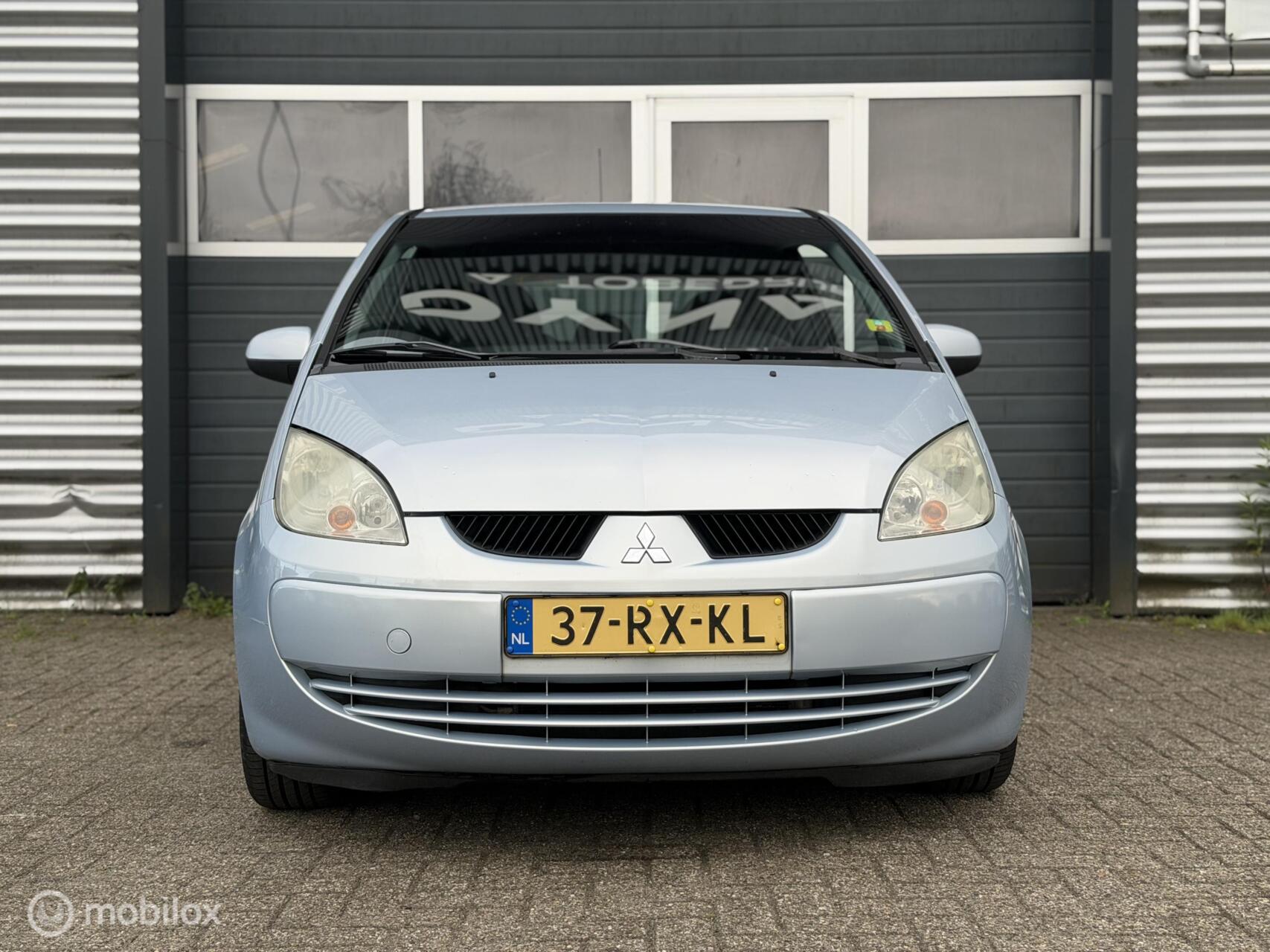 Foto van Mitsubishi Mitsubishi Colt