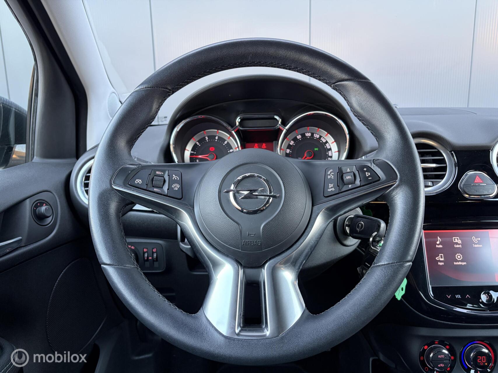 Foto van Opel Adam