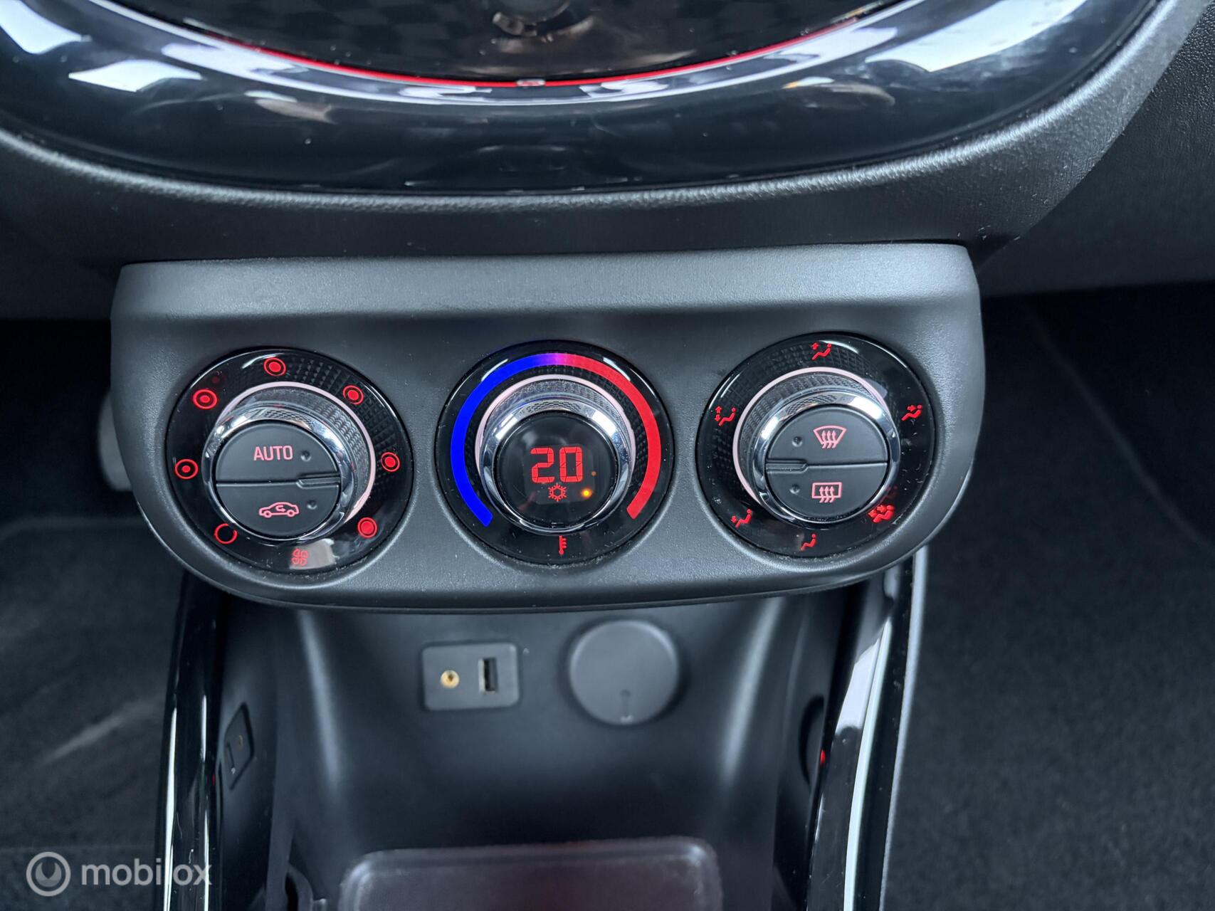 Foto van Opel Adam