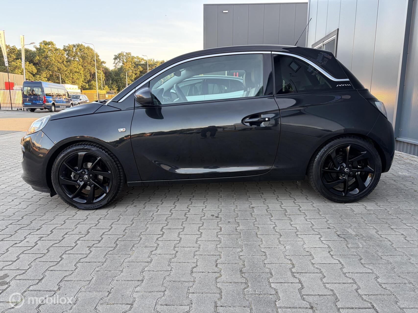 Foto van Opel Adam